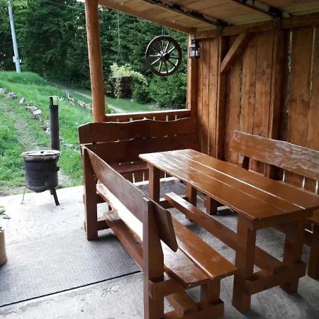 山林小屋 Na Certove *