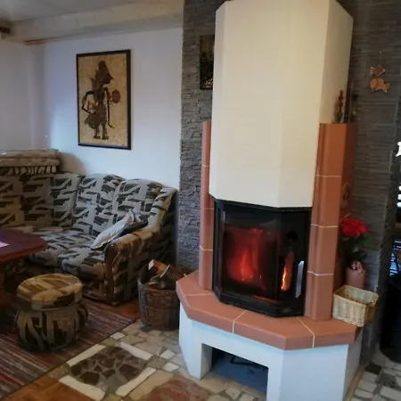 Na Certove 拉兹波德马伊托