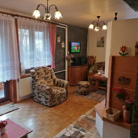 Na Certove 山林小屋 拉兹波德马伊托